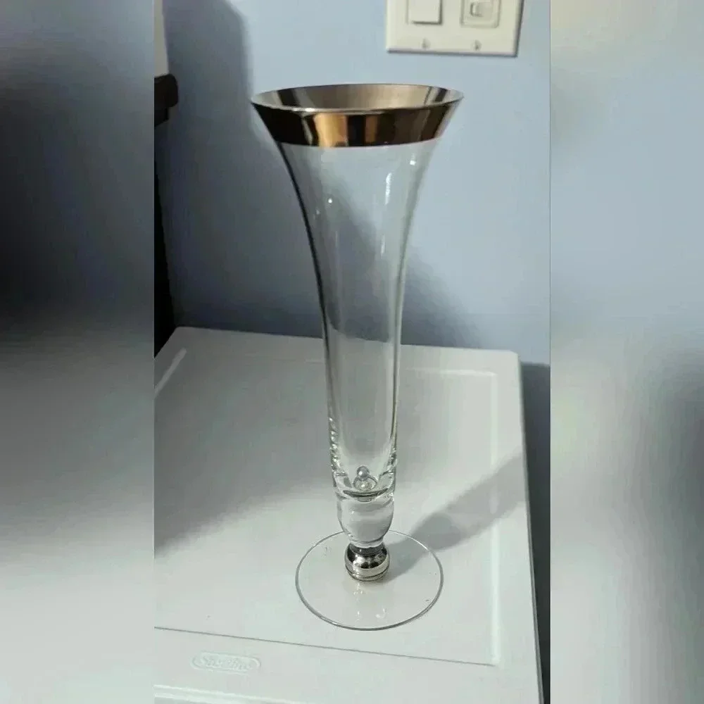 Slim Flower Vase (EUC)